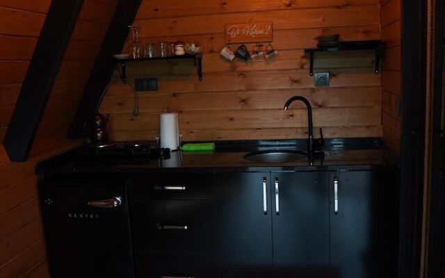 Pavri Suit Bungalov