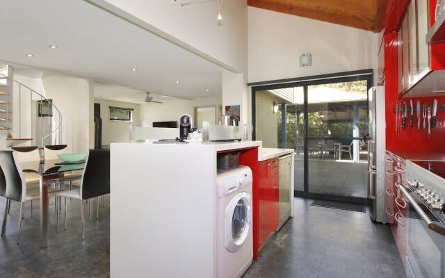 Breakaway Bright - Superb Townhouse