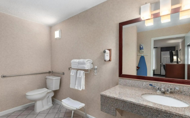 Days Inn by Wyndham Columbia Kentucky