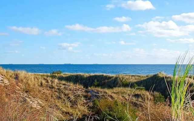 6 Person Holiday Home in Albaek