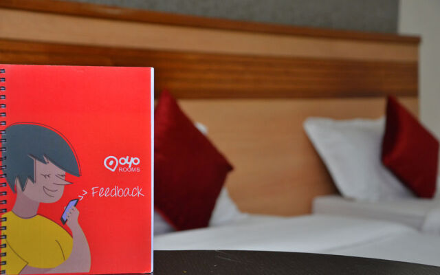 OYO 1000 Hotel Admiral Suites