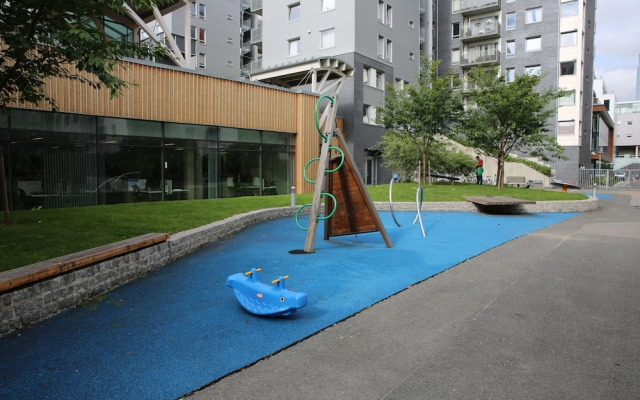 Sentral 3 roms top leilighet med gratis parkering