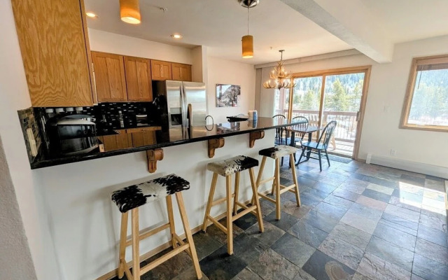 Cinnamon Ridge C114