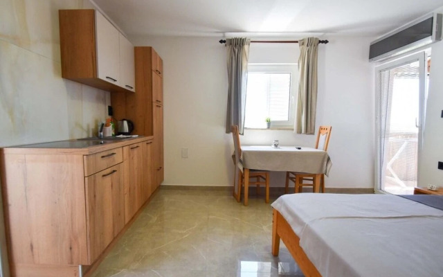 Lidija - Family Friendly & Close to the sea - C3