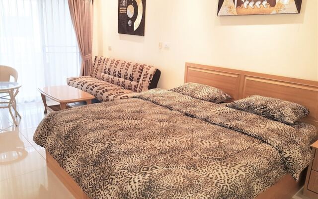 Large 1st Floor Studio Condo at Baan Suan Lalana