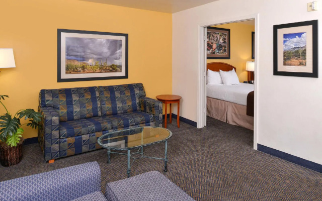 Red Lion Inn & Suites Phoenix Tempe