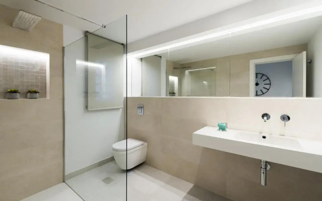 Playas Del Duque Apartment