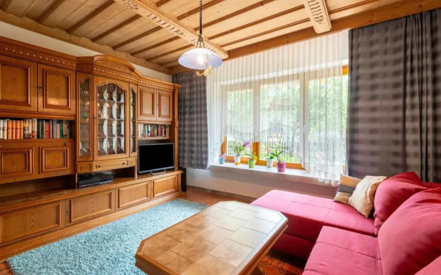 Apartment in Piesendorf Near Ski Slopes