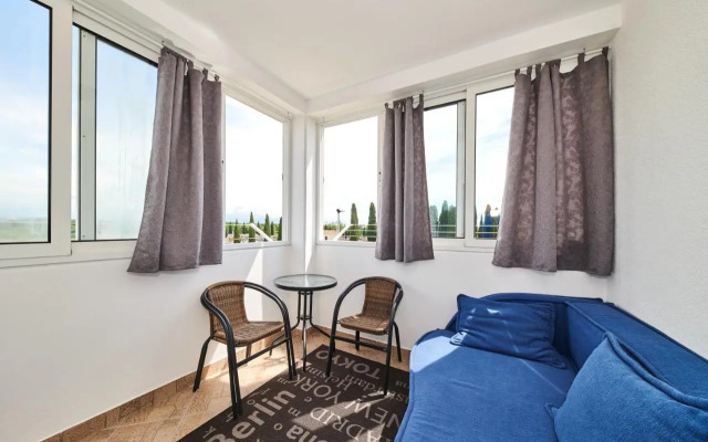 Apartment Sunny Moela