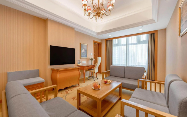 Vienna International Hotel (Dandong Jiangjing Zhidu) – Guest Rooms – Dandong