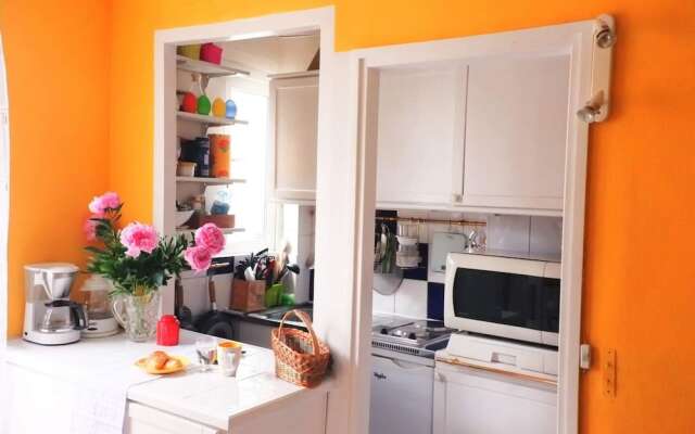 Cozy Yellow Nest - Pigalle Quarters & Sacré-cœur