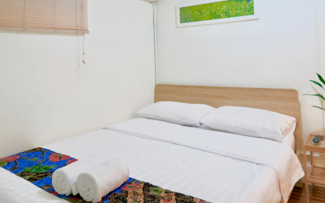Les Fleurs Bangkok Hostel