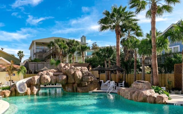 Wakiki Beach BSC304 by RedAwning