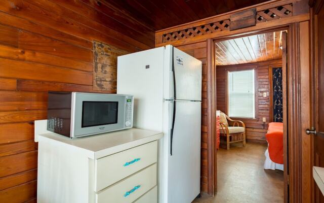 Seahorse Cottage 1 by Vtrips