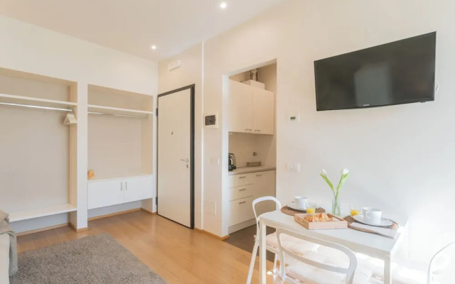 MT Studio by Rent All Como