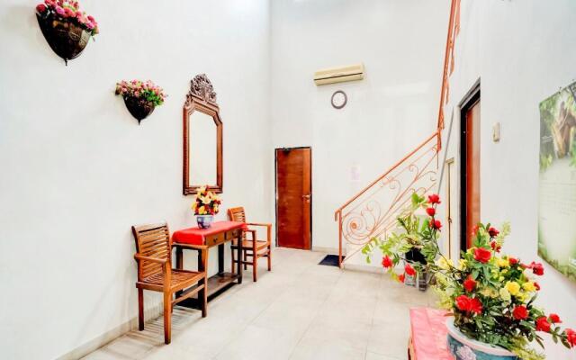 OYO 90048 Teratai Bekasi Guesthouse