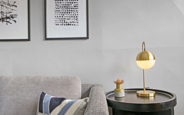 Chicago Lifestyle 3BR Apt in Lake View