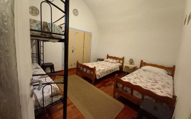 Effis apartment KAMARA curved house