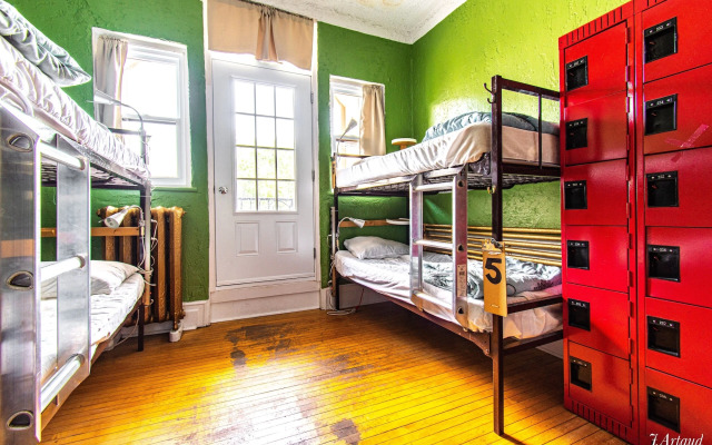 Auberge du Plateau - Hostel