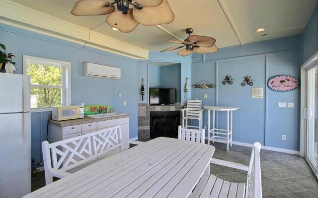 1360 - Fun In The Sun