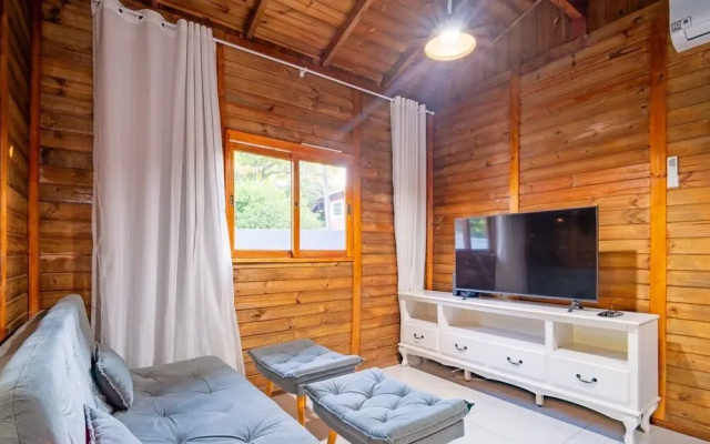 Wooden Retreat Near Lagoa da Conceicao Knu0170