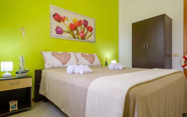 "luxury Villa San Foca Private Parking and Wi-fi"