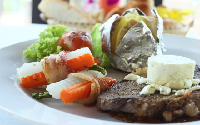 Racha Kiri Resort and Spa Khanom