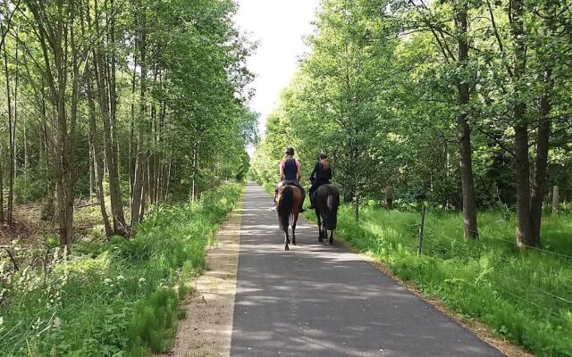 Semesterbyn Kåranäs