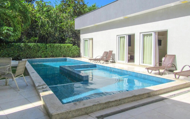 Casa c otimo lazer prox a Praia de Itacimirim BA