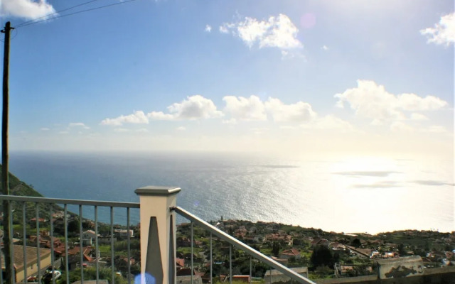 The Rose House - ETC Madeira