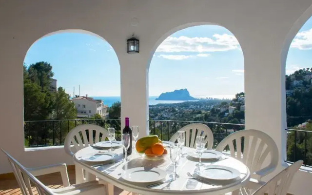 Villa Nebua