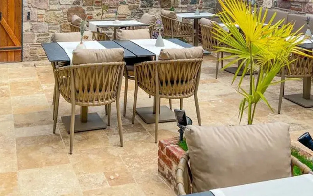 Parla Otel Kucukkoy