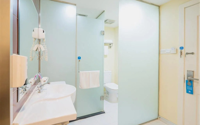 Hanting Hotel Shanghai Qipu Road