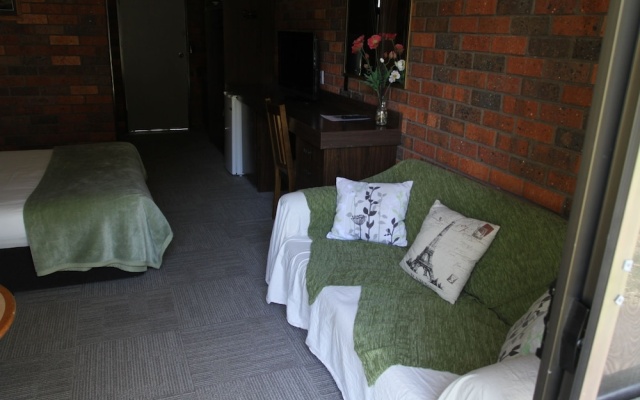 Bonnie Doon Hotel – Guest Rooms – Bonnie Doon