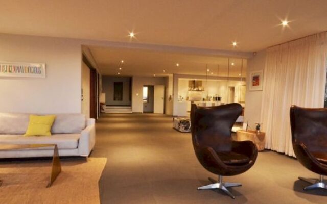 Scandinavian Mansion 9 Bedroom Palace