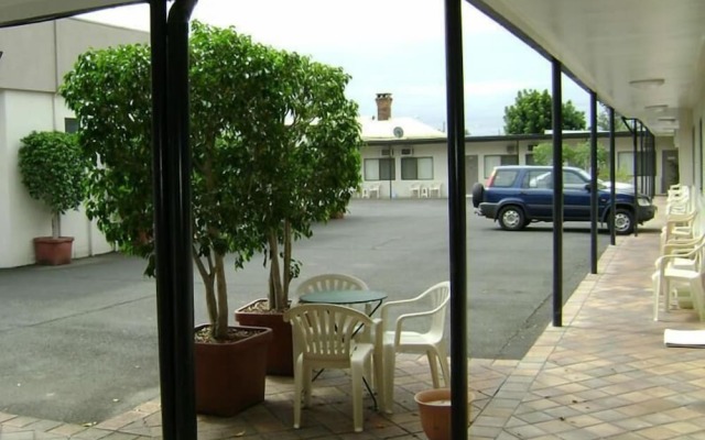 River Park Motor Inn