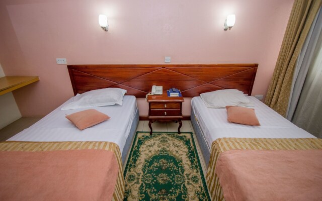 Holiday Express Hotel