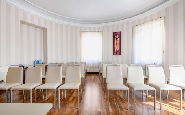 NH Collection Granada Victoria Hotel