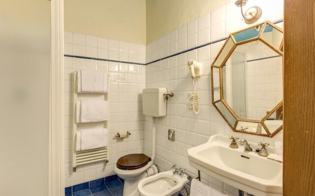 Hotel Azzi