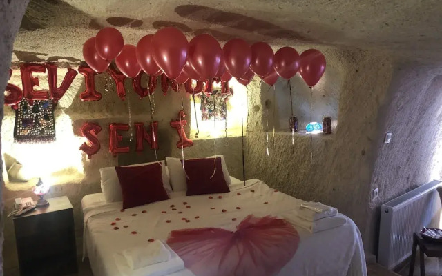 Heritage Cave Suites