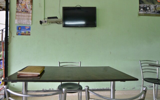 Oyo 29888 Nature Treat