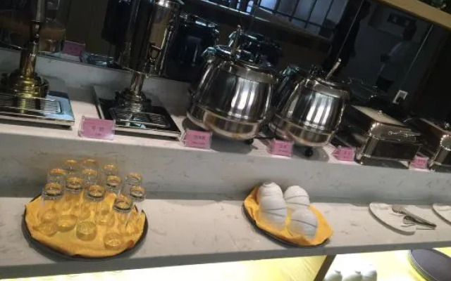 Sarah Upper Peninsula Hotel