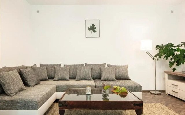 Apartment Schiller 3