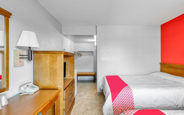 OYO Hotel Houston Southwest I-69