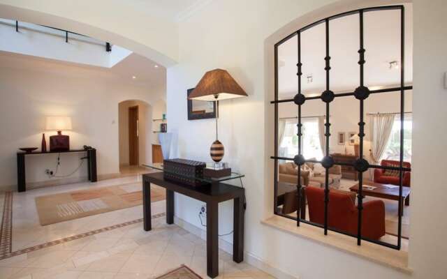 Villa in Quinta do Lago Resort 1055