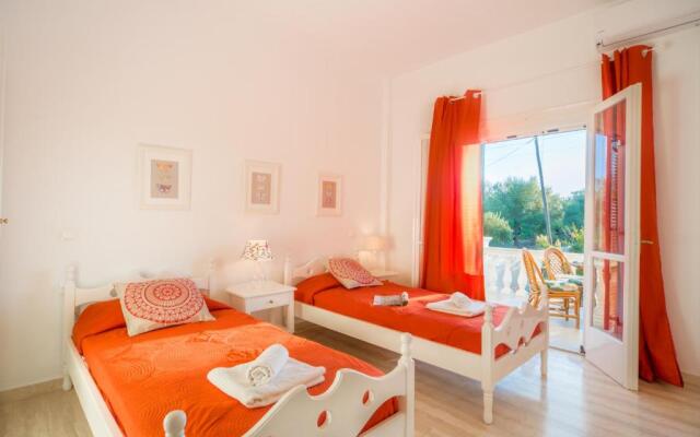 Kariá Holiday Home