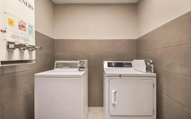 Country Inn & Suites By Carlson Schaumburg