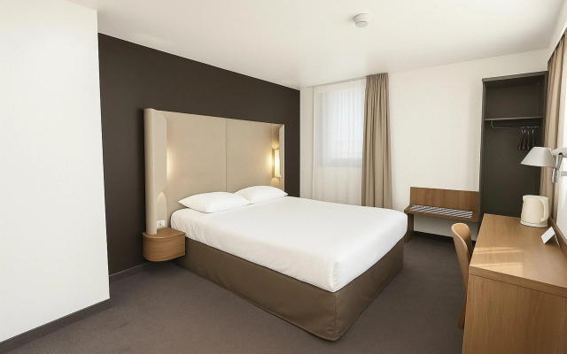 Campanile Fontainebleau