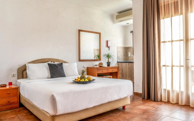 Elounda Alikes Suites & Studios