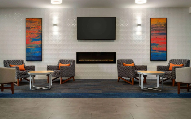 La Quinta Inn & Suites by Wyndham Stephenville